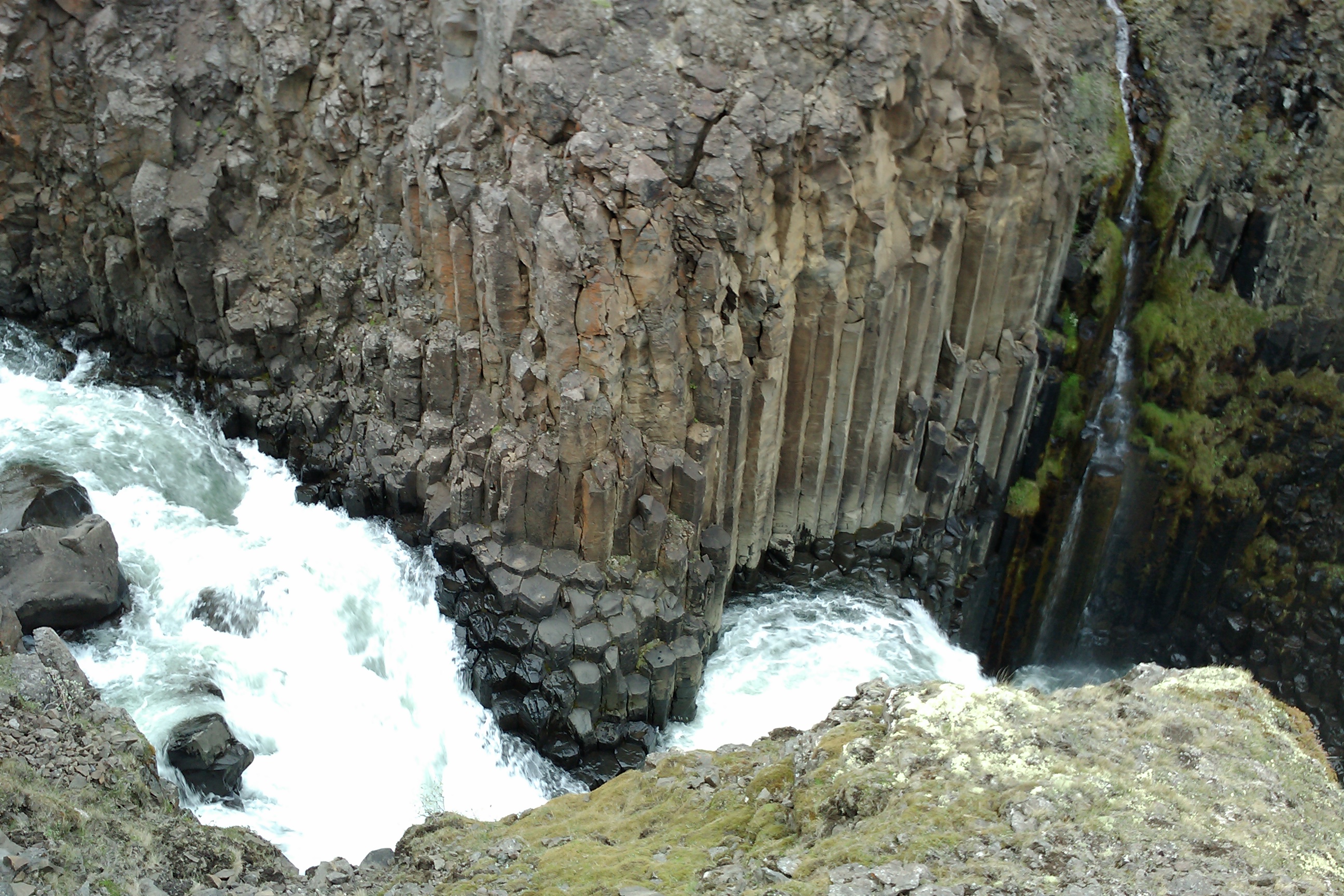 image25
